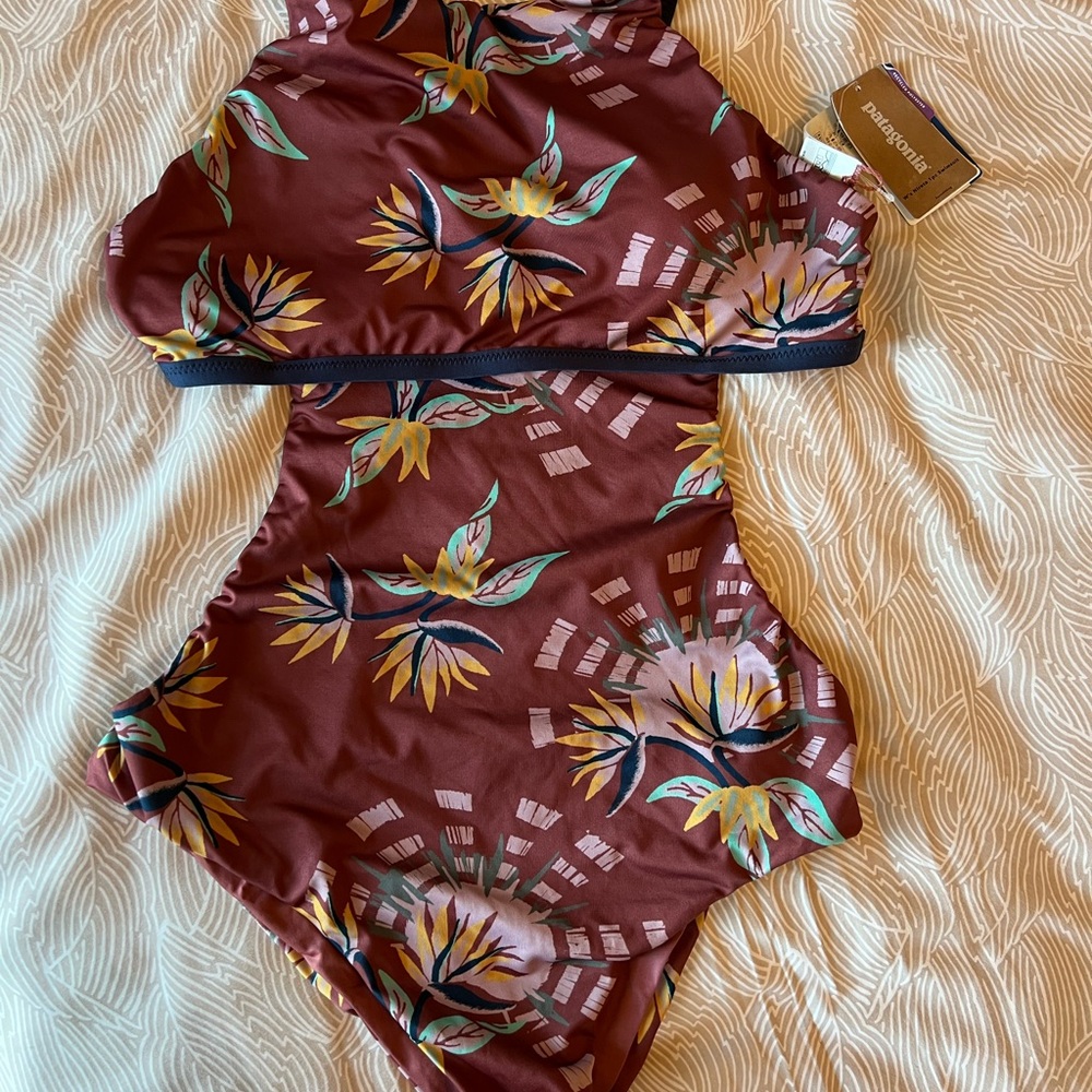 Patagonia Nireta One-Piece Swimsuit - Picture 3 of 5